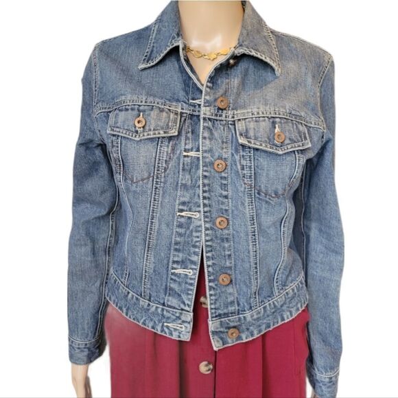 GAP Jackets & Blazers - Gap Women’s small Denim Jean Jacket